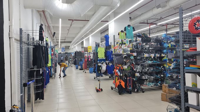 Decathlon Sports India, Amanora Mall